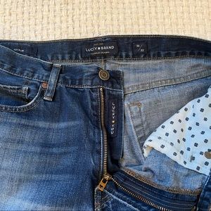 Lucky Brand 🍀 121 Slim Jeans size 36/32